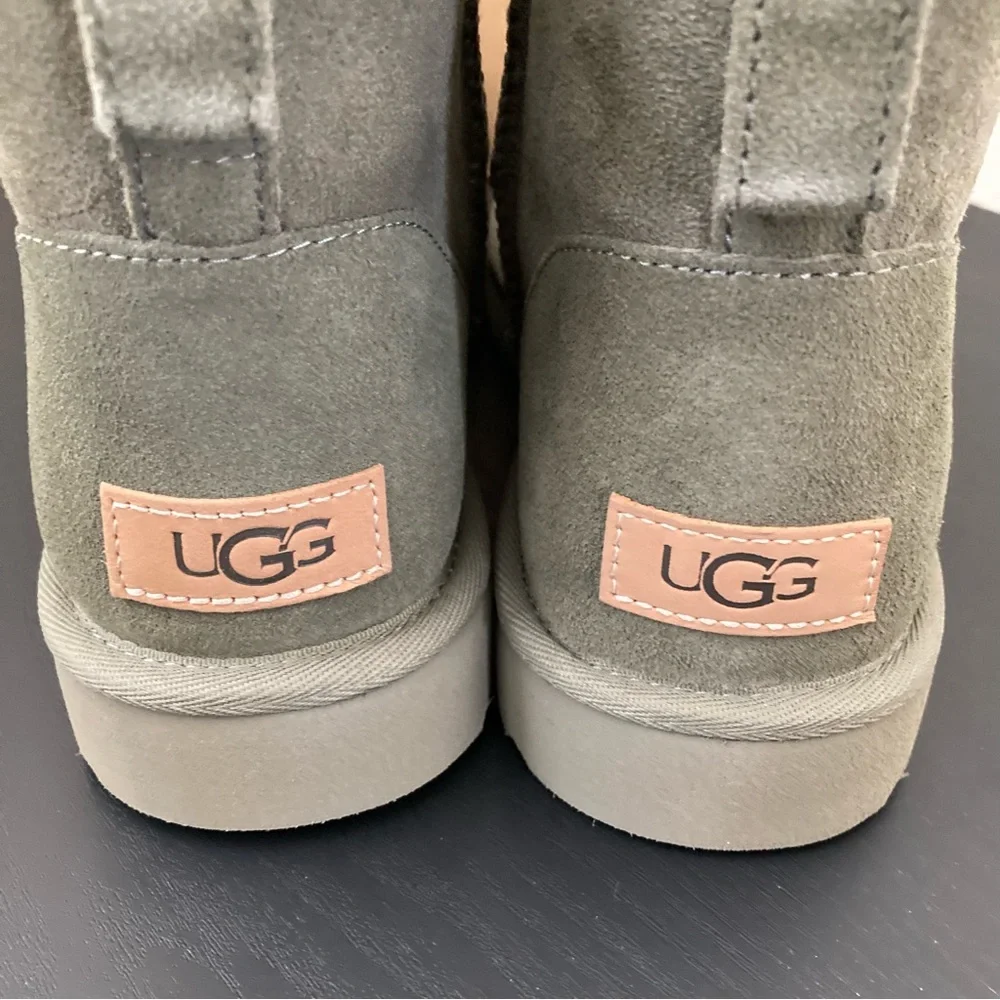 Ugg Boots Classic Mini Olive Green Size 9 - Picture 3 of 9